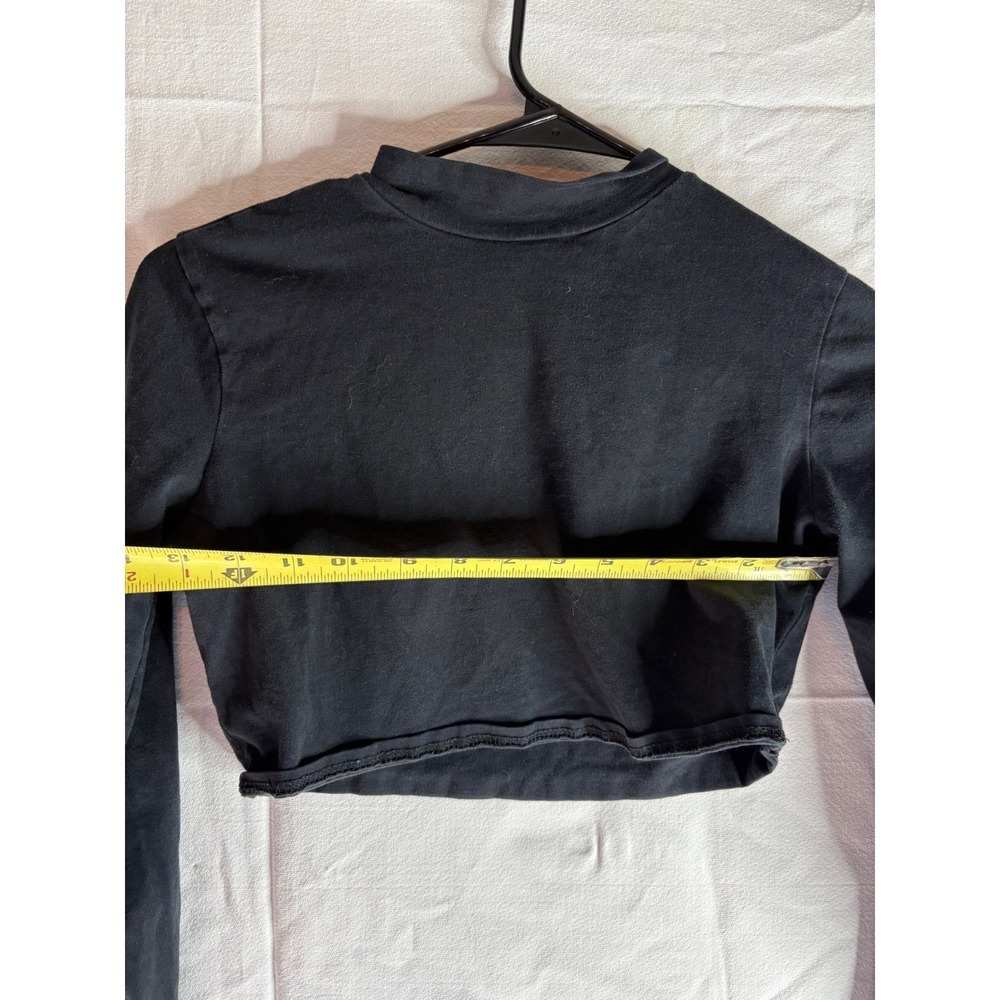PrettyLittleThing Black Mock Neck Long Sleeve Cropped Top siz 4 - Picture 5 of 6